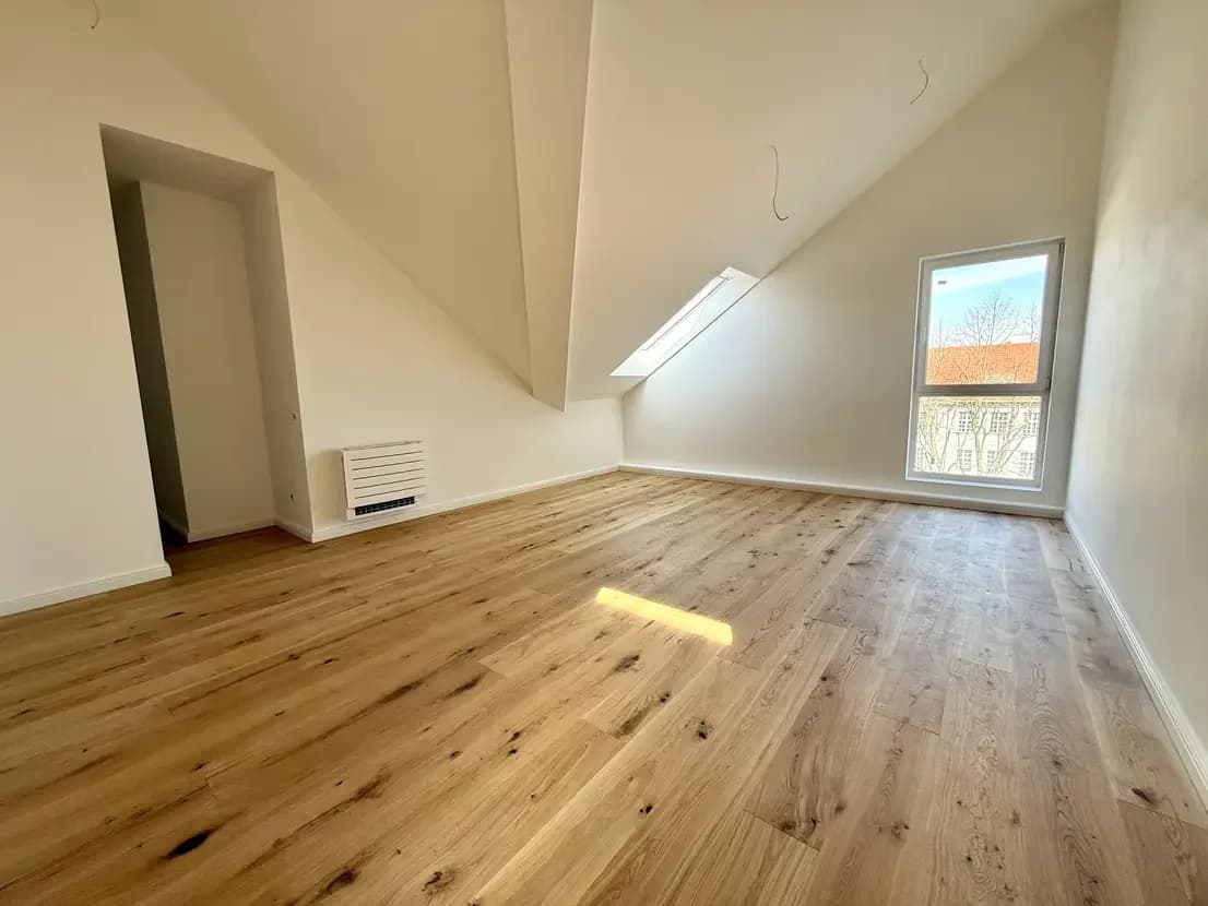 propertyImage