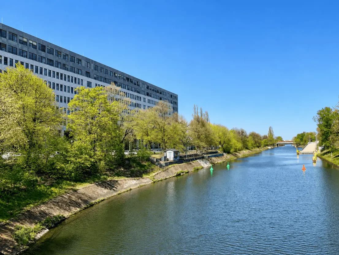 propertyImage