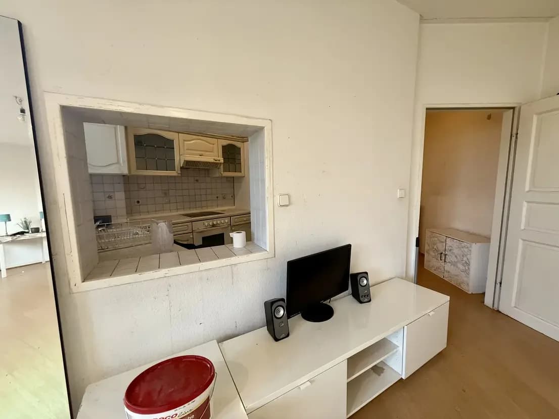 propertyImage