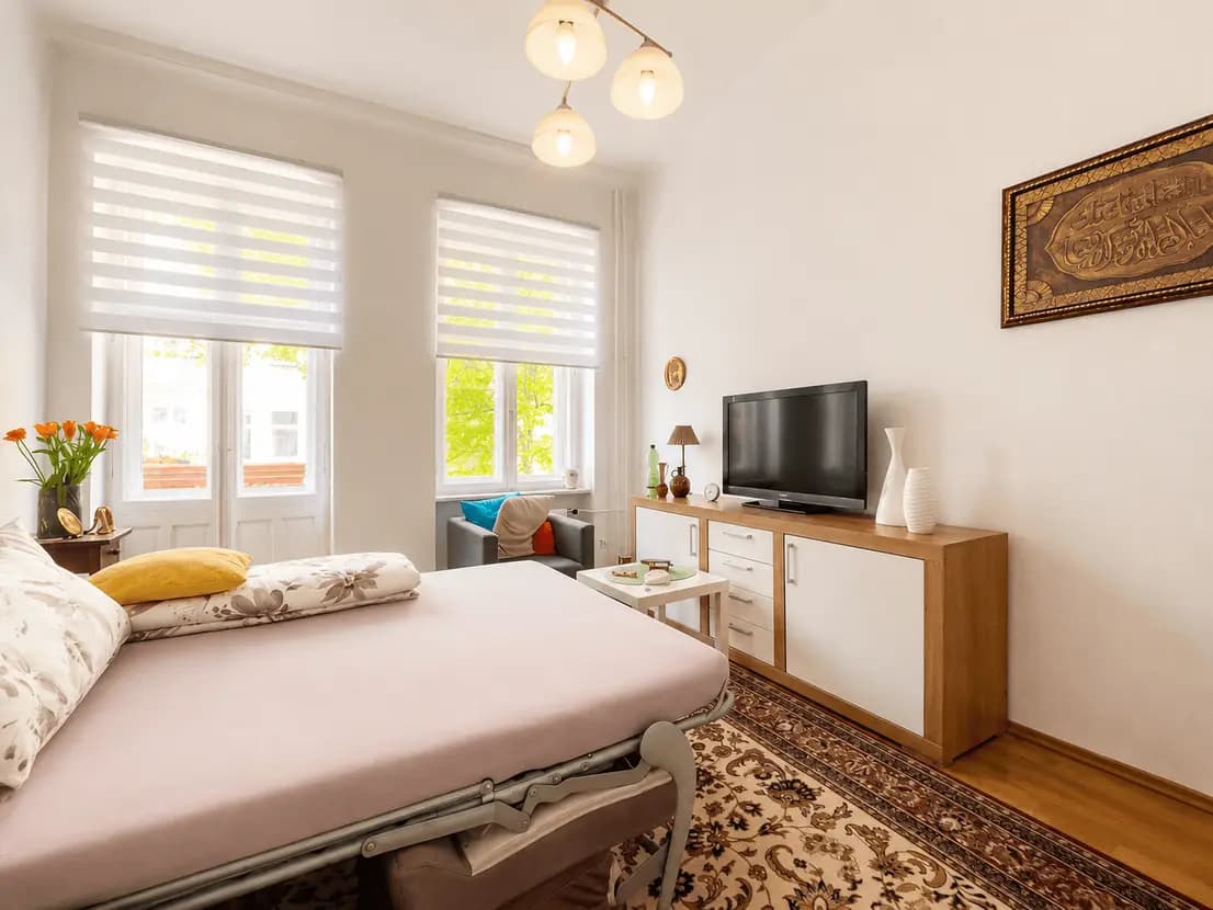 propertyImage