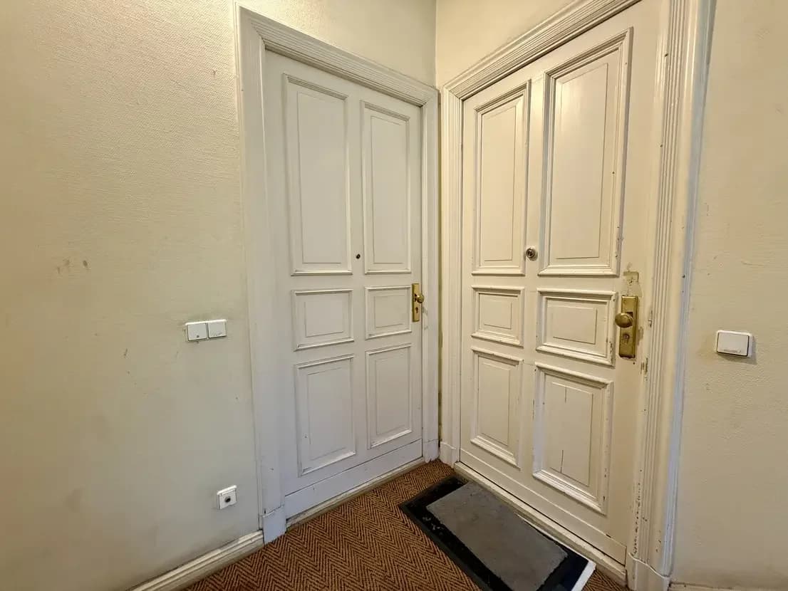 propertyImage