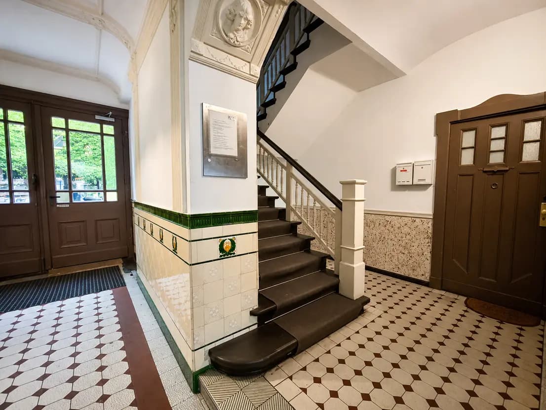 propertyImage
