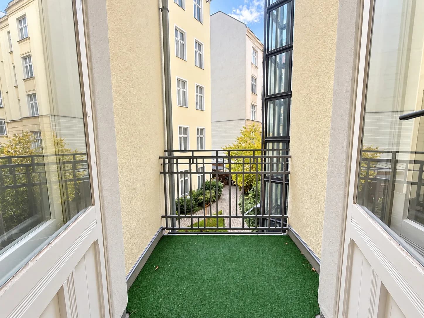 propertyImage