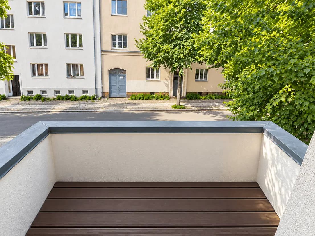 propertyImage