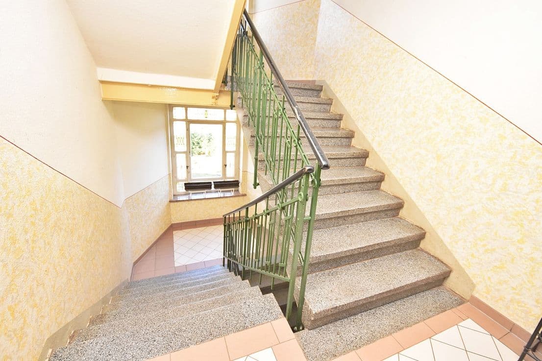 propertyImage