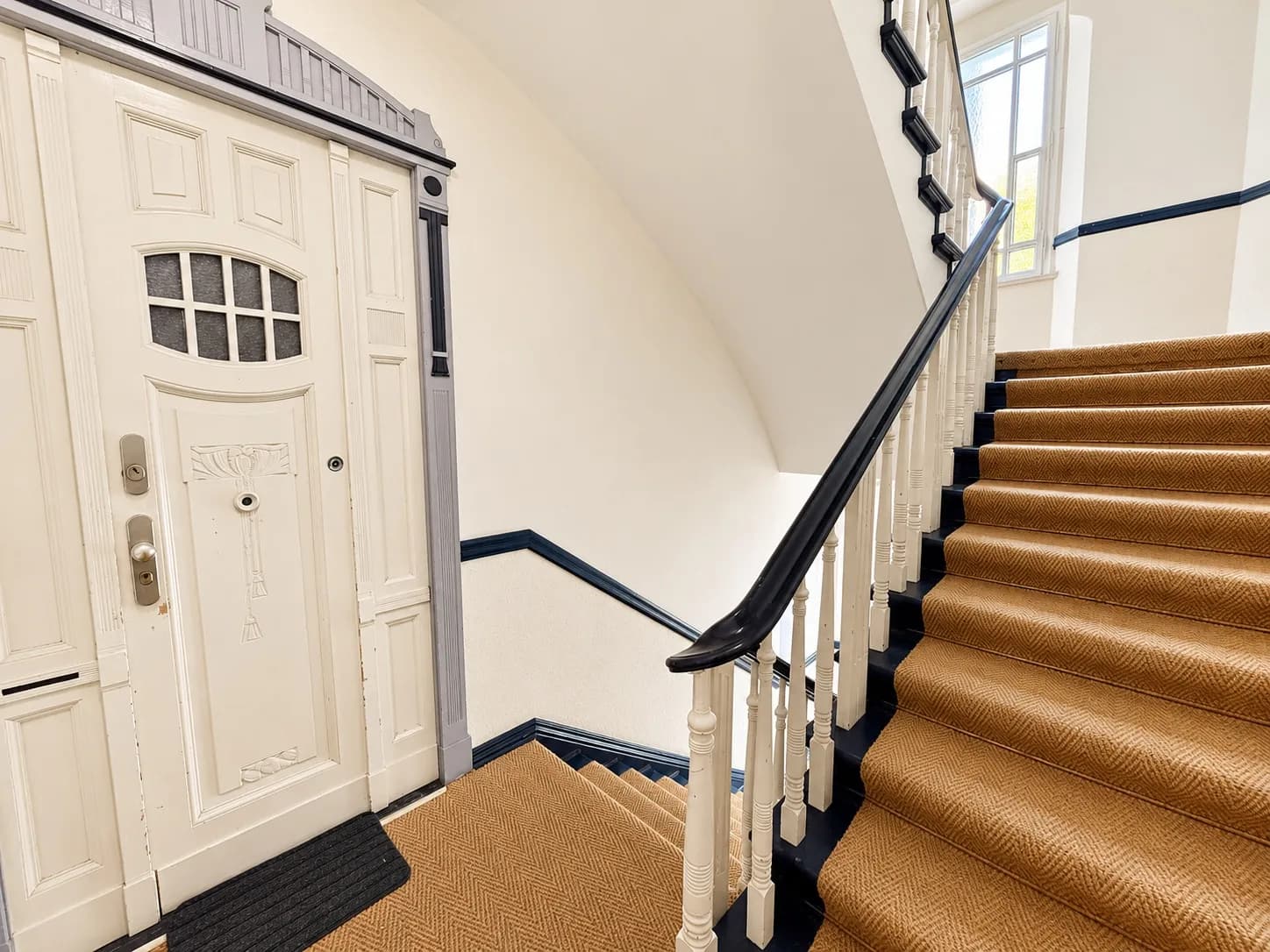 propertyImage