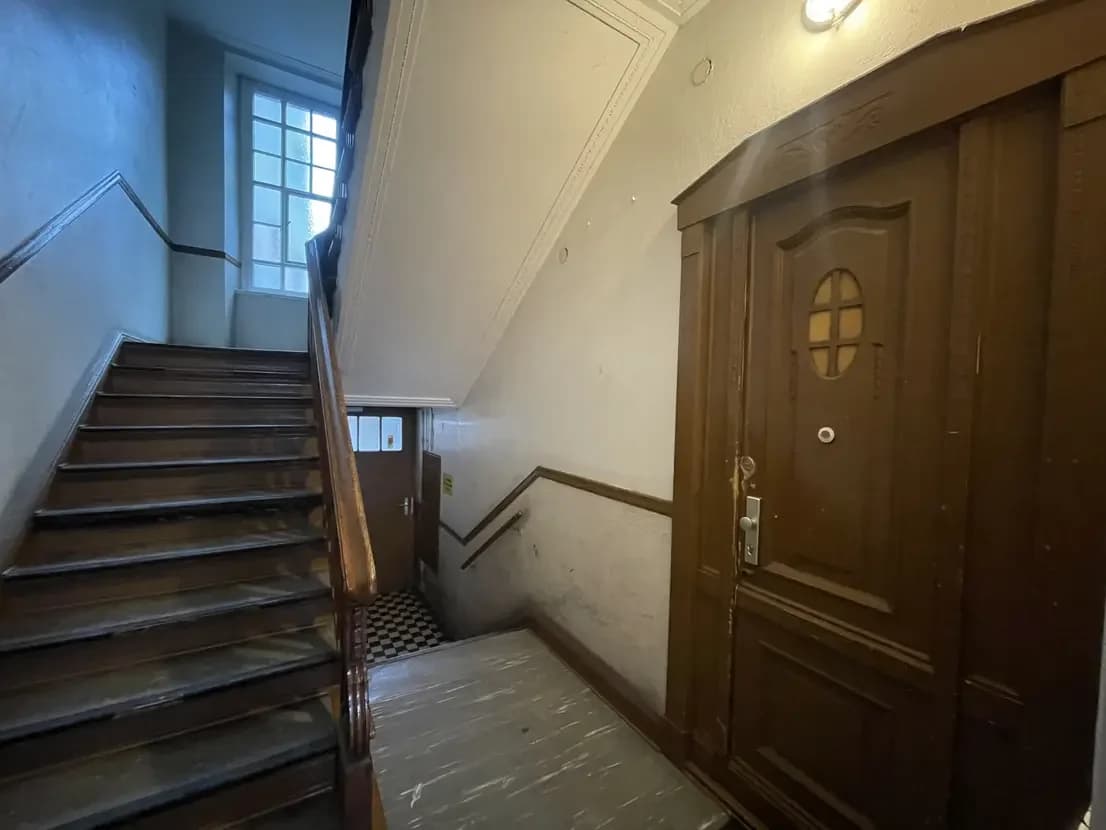 propertyImage