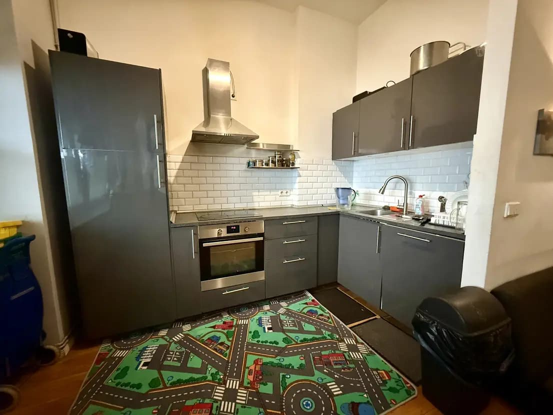 propertyImage
