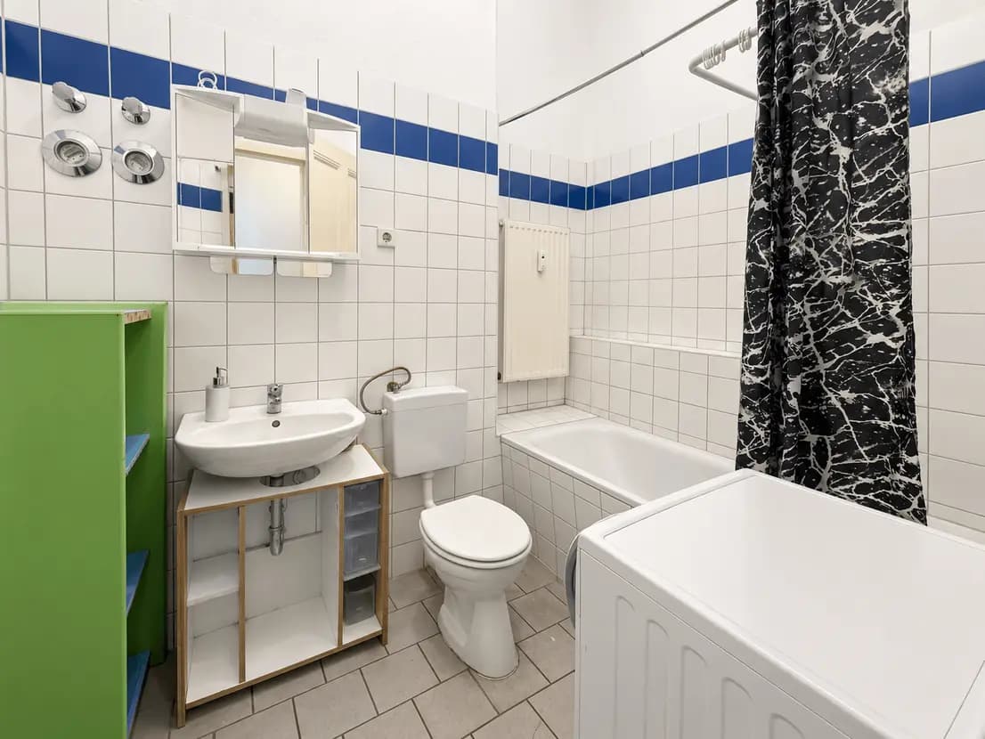 propertyImage