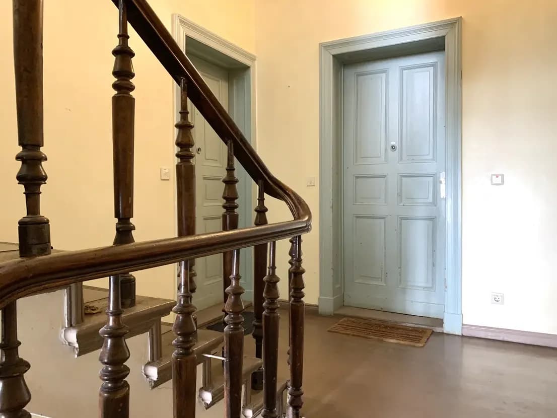 propertyImage