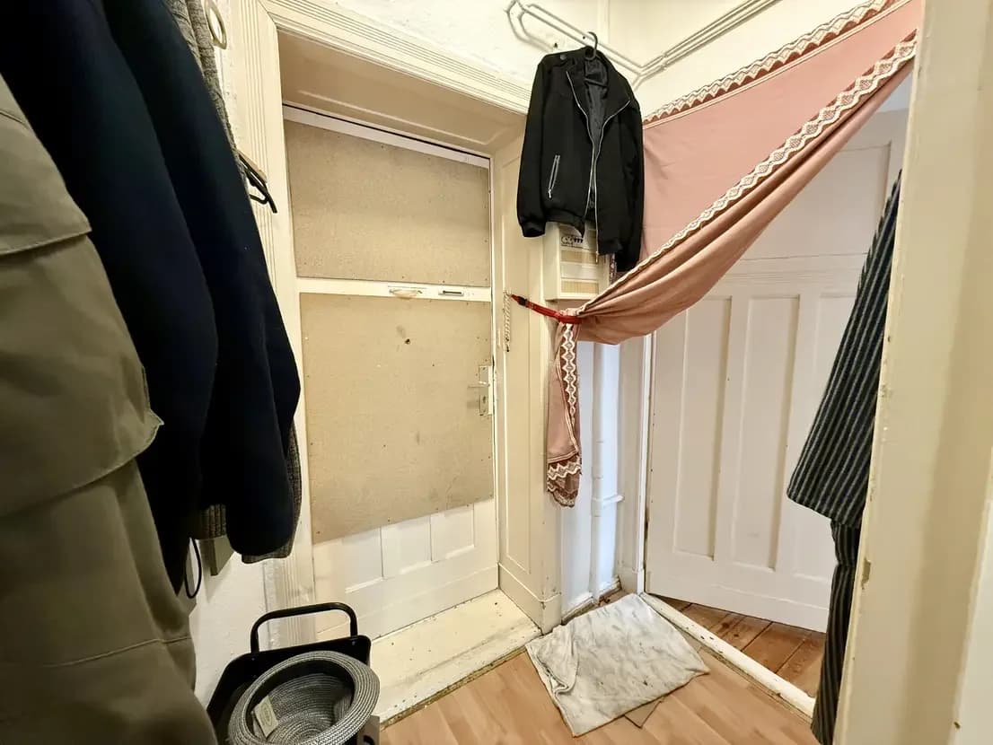 propertyImage