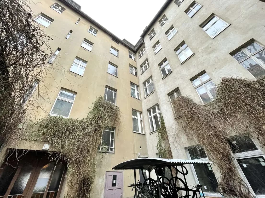propertyImage