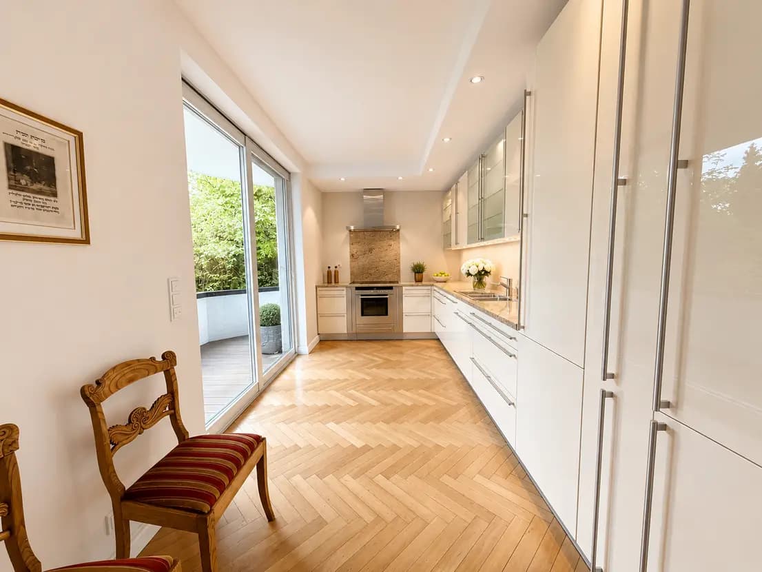 propertyImage