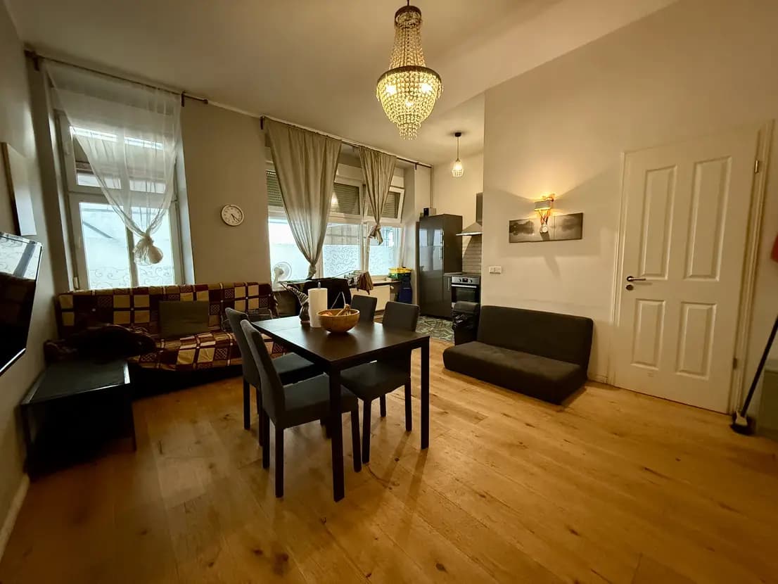 propertyImage