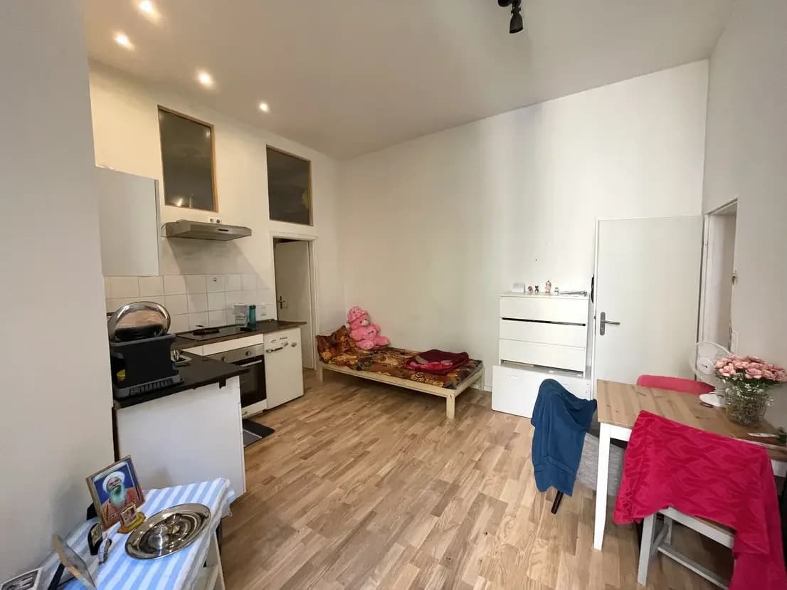 propertyImage