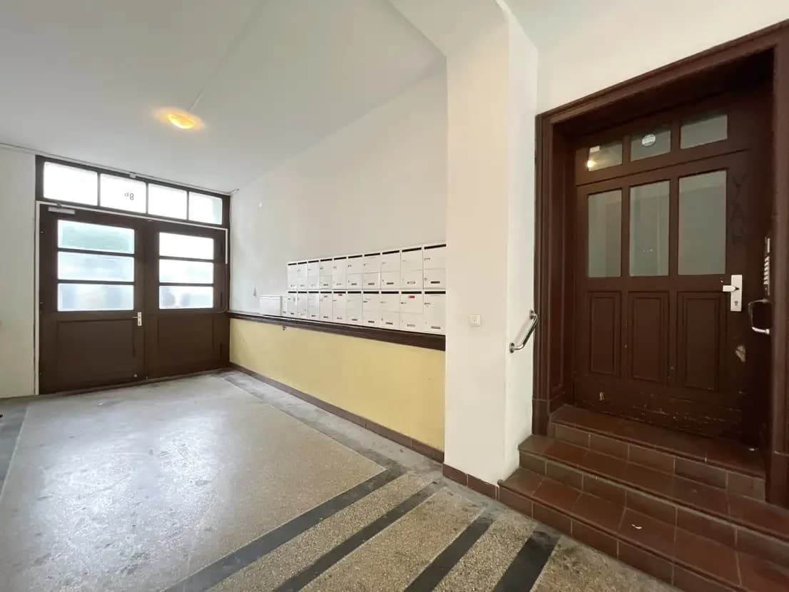 propertyImage
