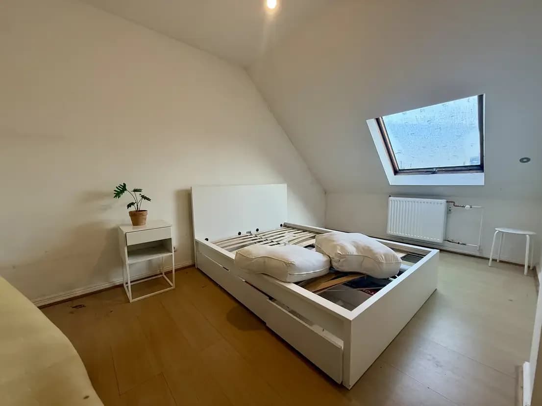 propertyImage