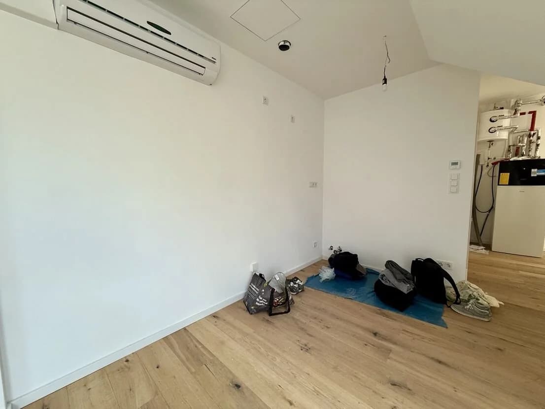 propertyImage