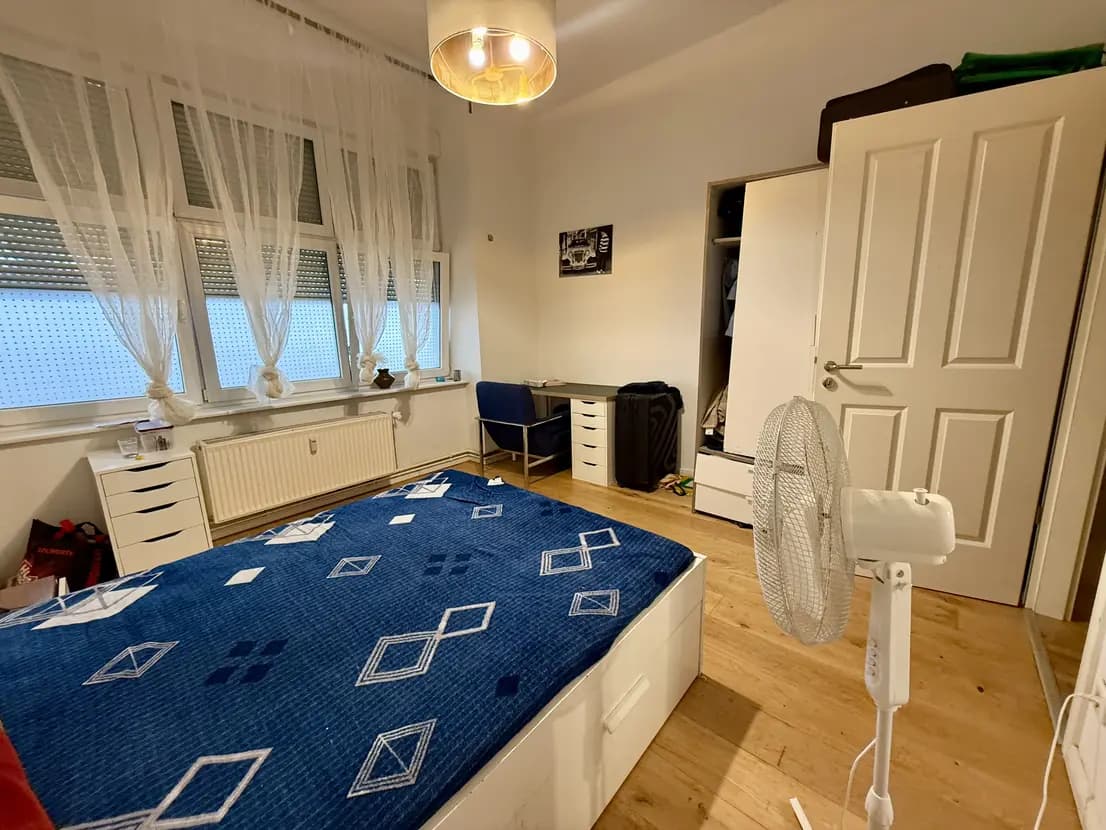 propertyImage