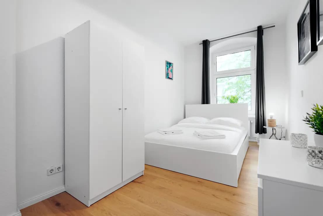propertyImage