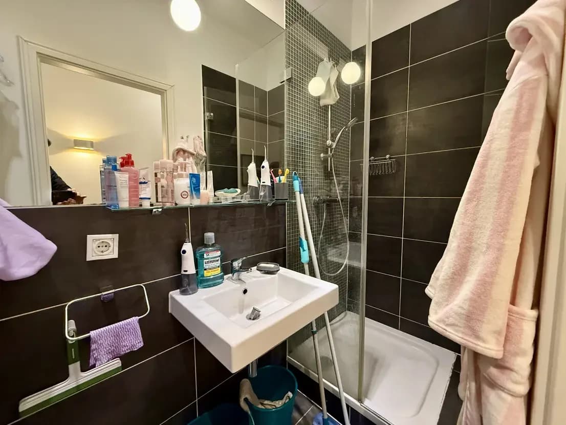 propertyImage