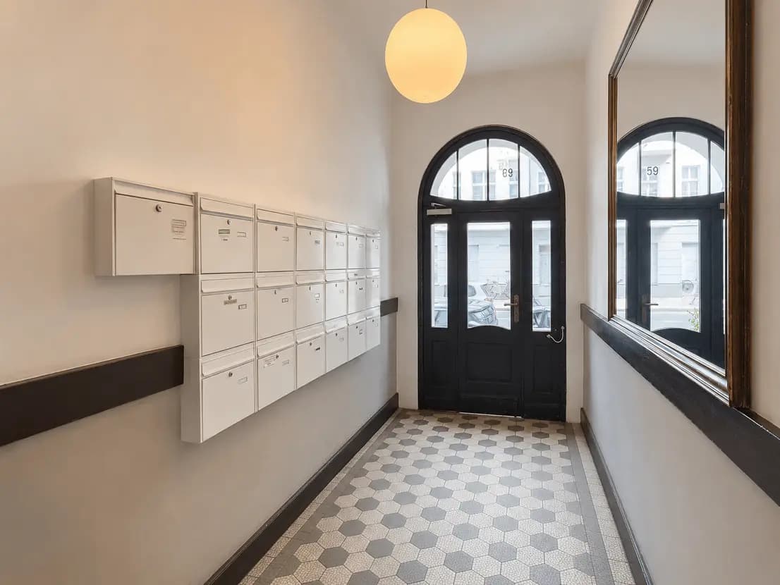 propertyImage