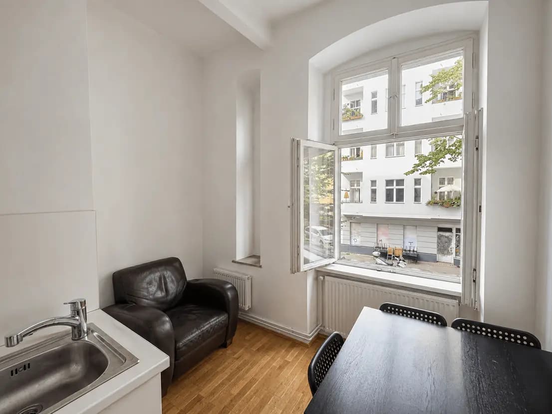 propertyImage