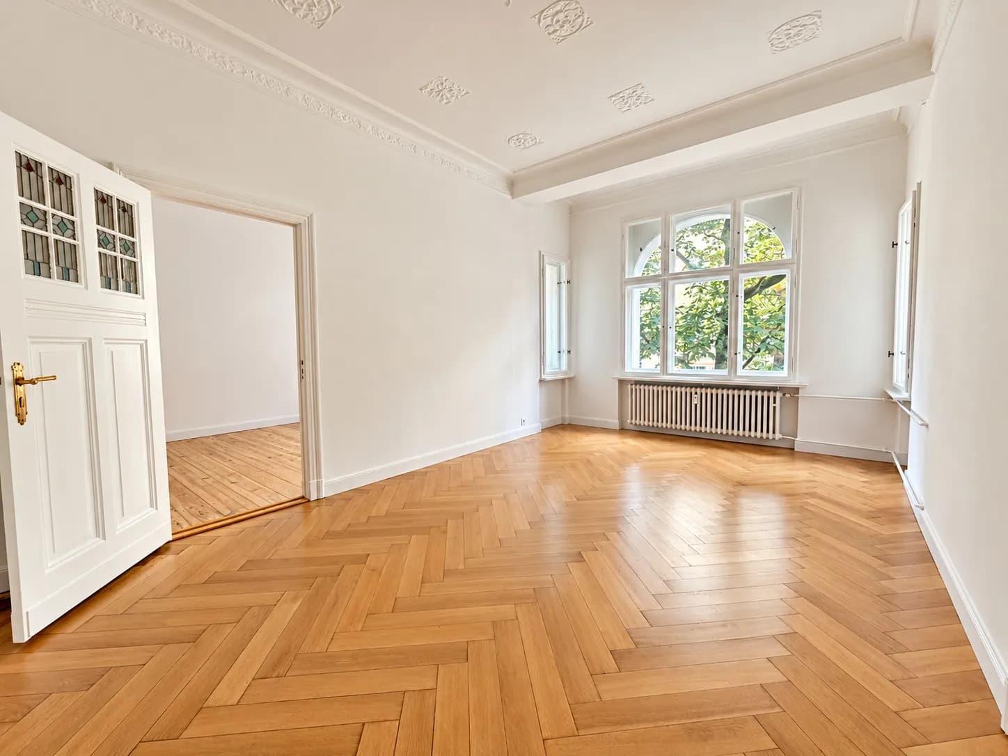 propertyImage