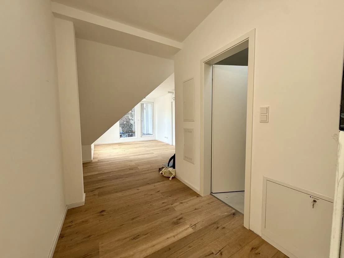 propertyImage