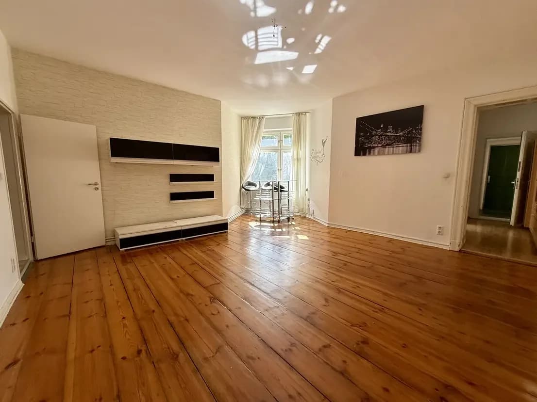 propertyImage
