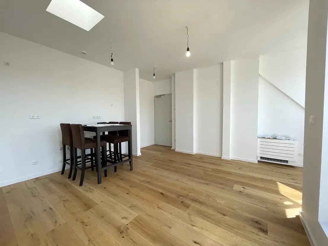 propertyImage