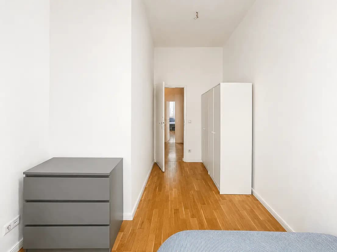 propertyImage