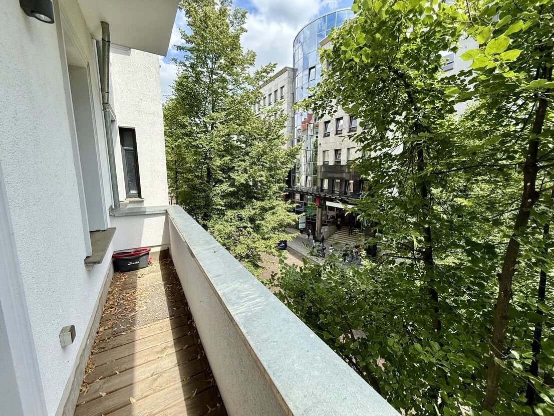 propertyImage