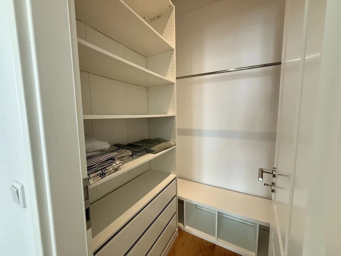 propertyImage