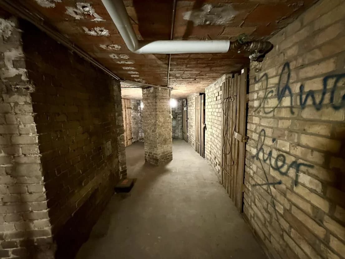 propertyImage
